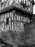Overhang---Stokesay Castle